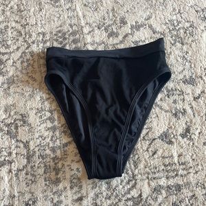 L space black bikini bottom - small